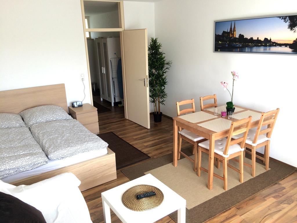 Apartment Westside Ρέγκενσμπουργκ Δωμάτιο φωτογραφία