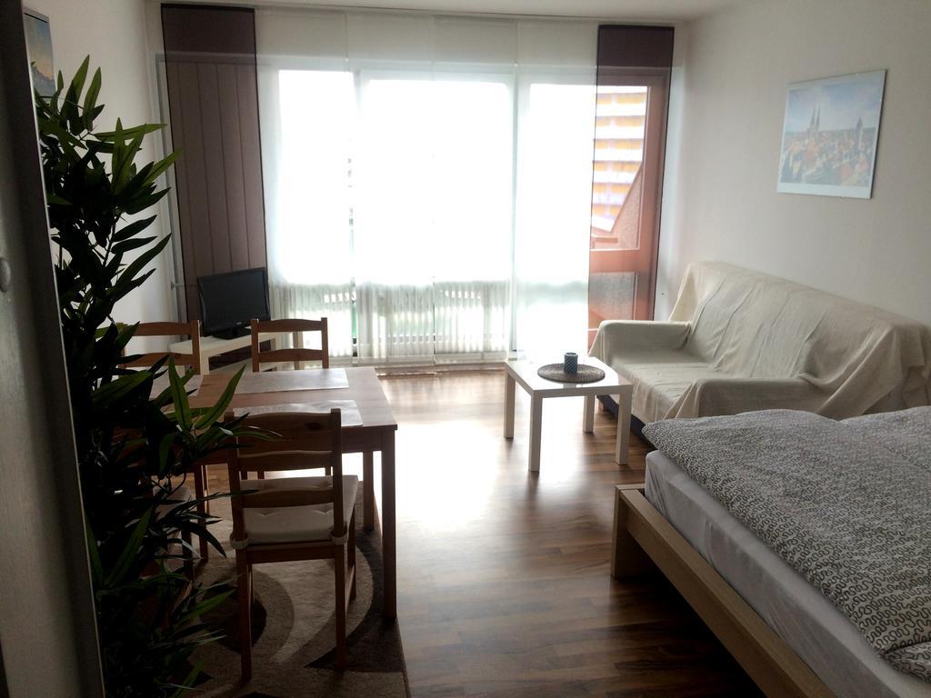 Apartment Westside Ρέγκενσμπουργκ Δωμάτιο φωτογραφία